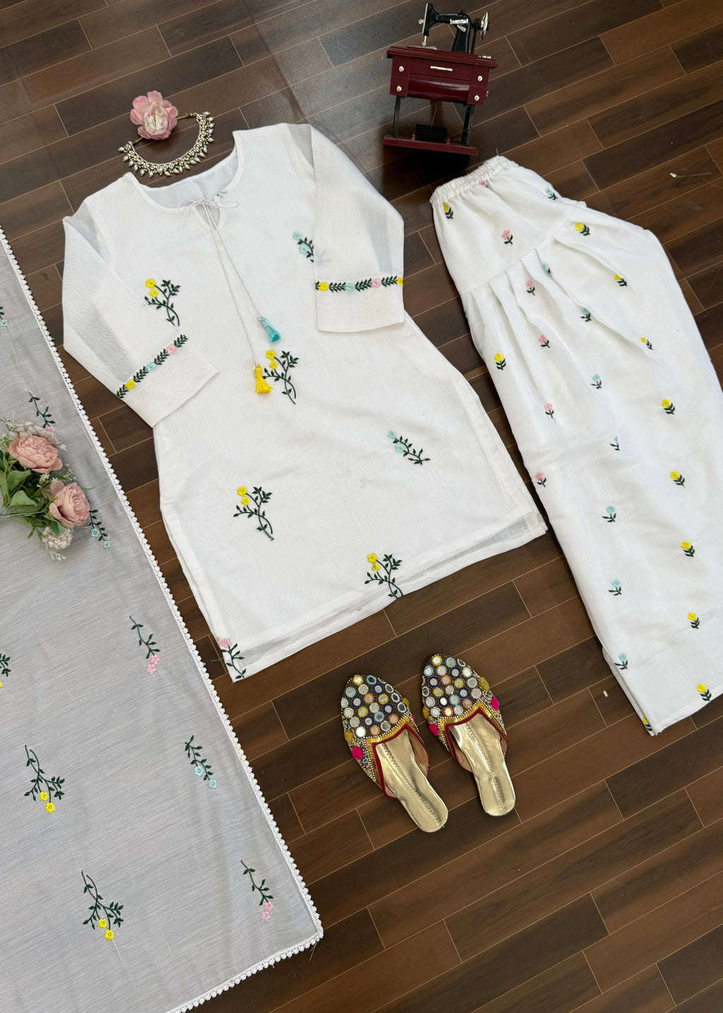 Khassveshh Kurti Set
