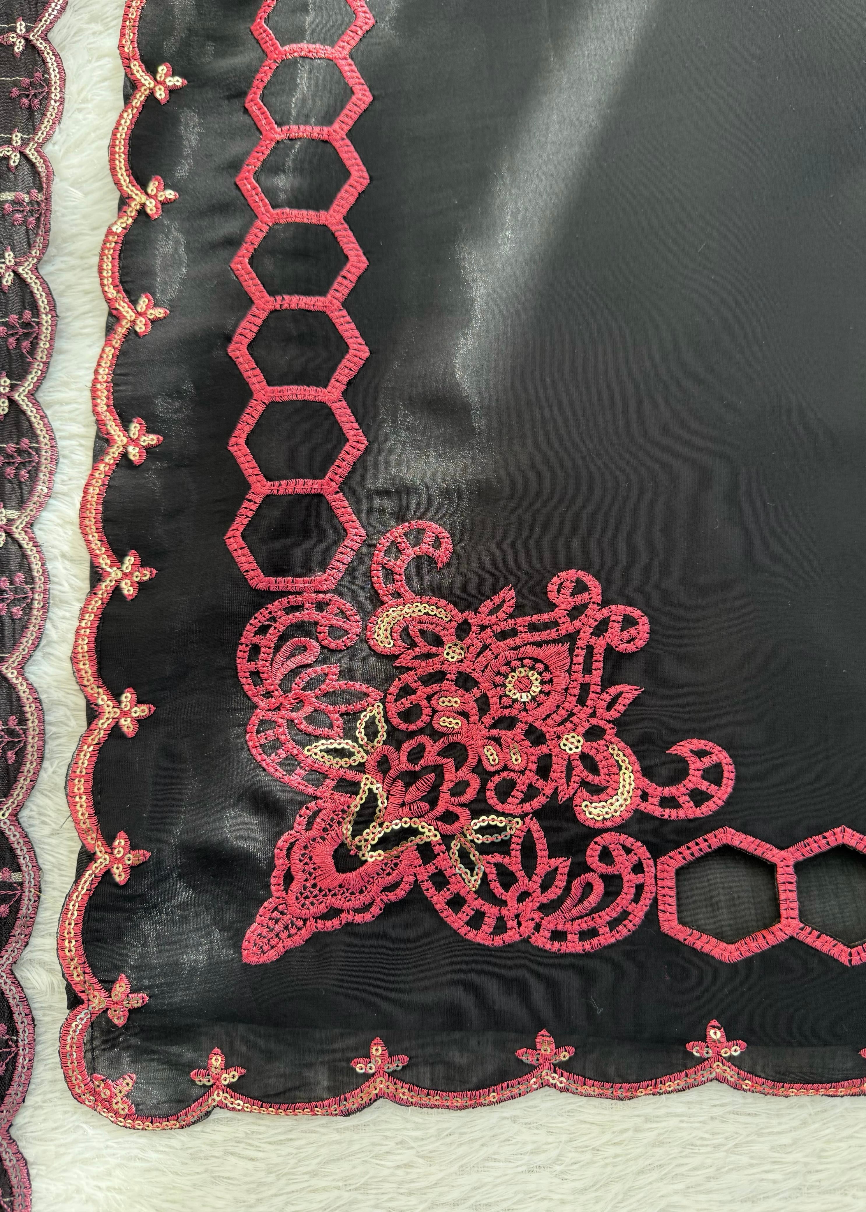 Farshi Embroidered Suit Set