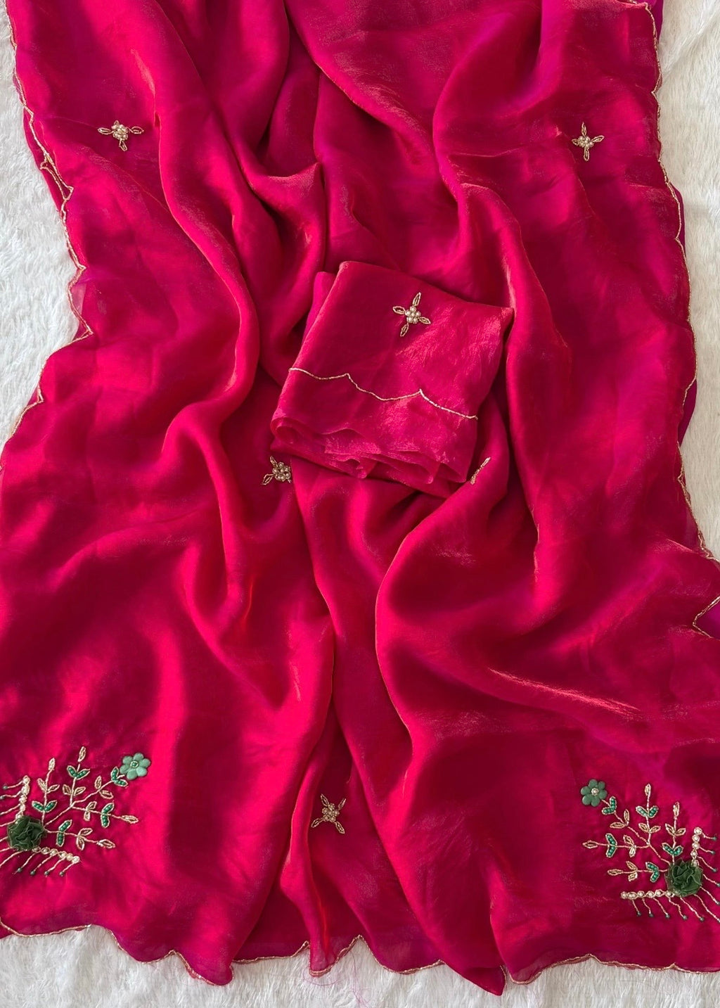 Khassvesh khatli cut saree