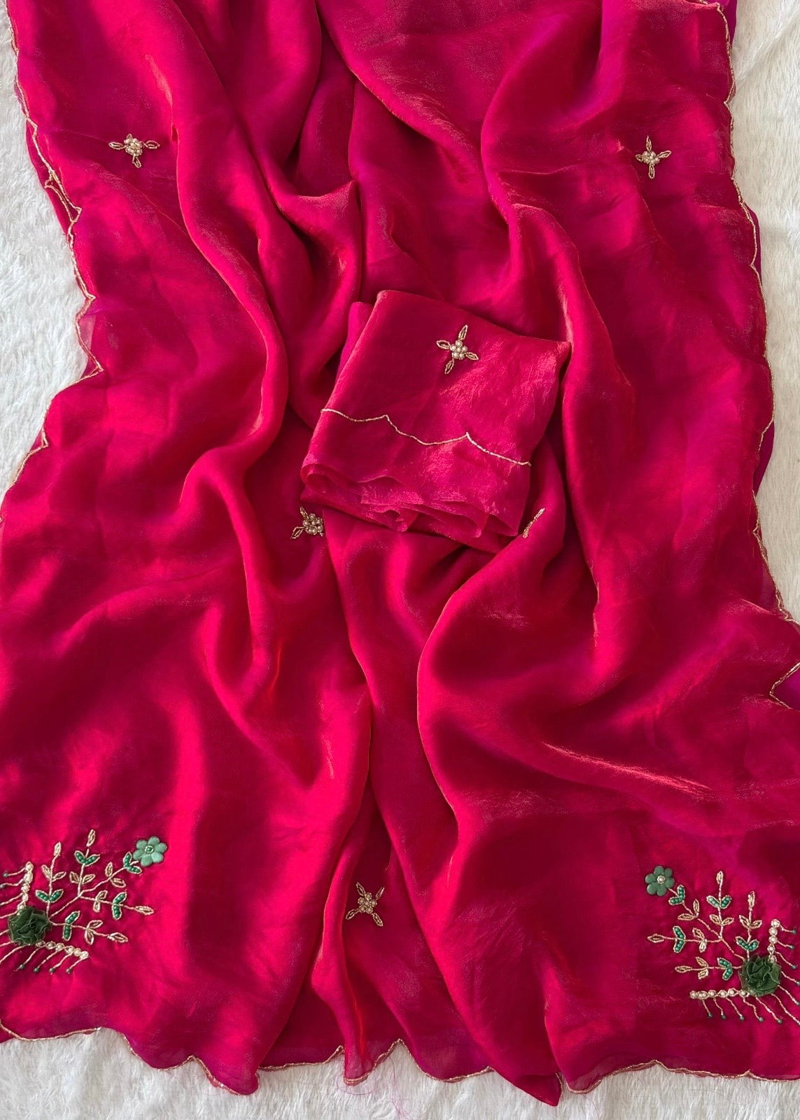 Khassvesh khatli cut saree