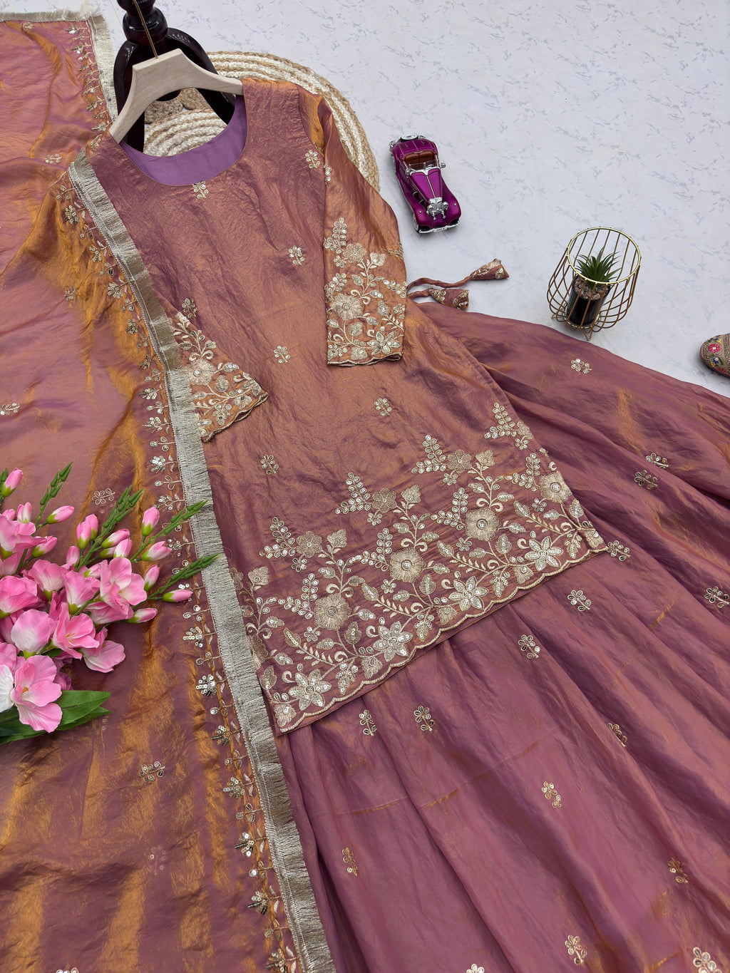 Floweryy embroidered 3 piece set