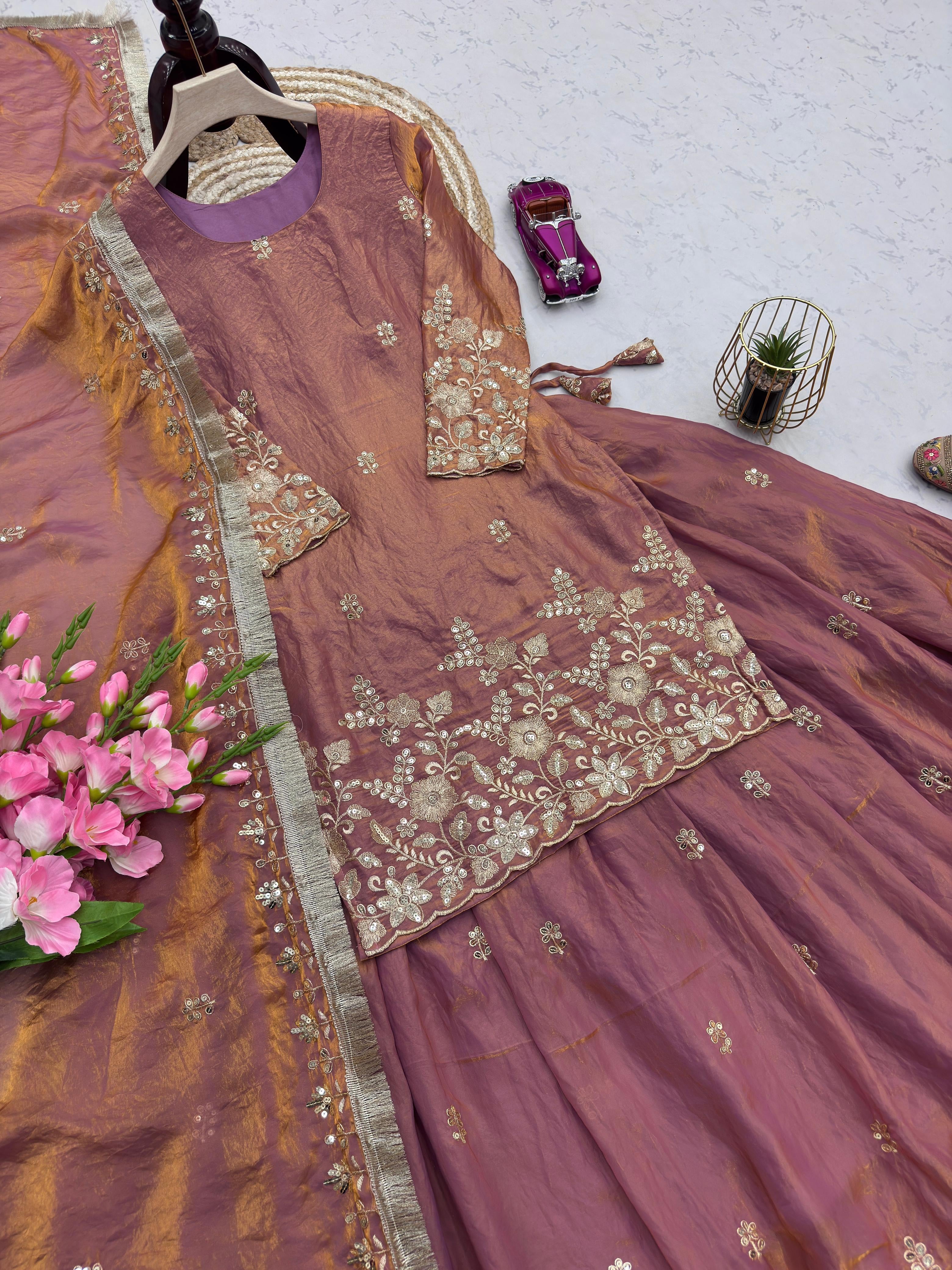 Floweryy embroidered 3 piece set